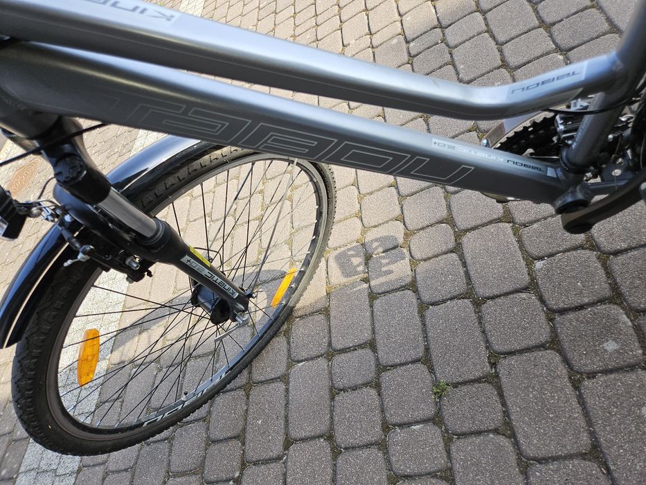 Rower trekkingowy Tabou Kinetic 2.0 PLUS dla kobiet, rama 17 ", szary