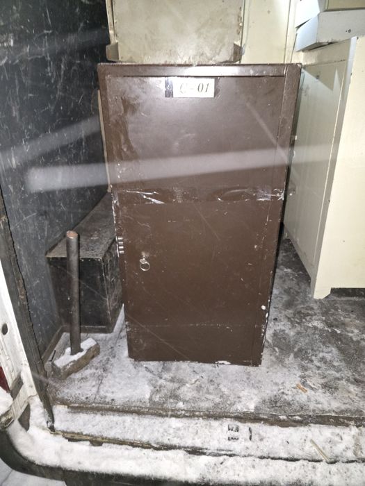 Ящик-сейф металический