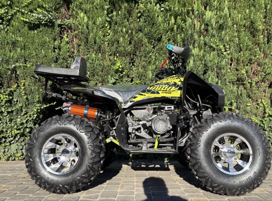 QUAD 250 cc Varia Bombardier alufelgi LEDY Raty dostawa Duża Rama XXL