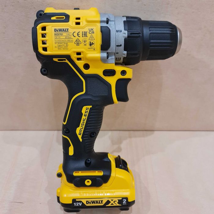 136. DeWalt XR 12V DCD701D2 + 2 Baterias 2.0Ah + Carregador + Mala TSTAK