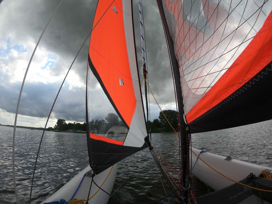 Katamaran Minicat 460 Elite wersja carbon