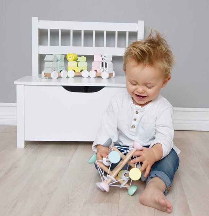 Banco Infantil com Arrumação