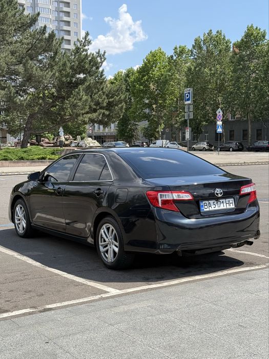 Toyota Camry 2014 VIN 6T1BF9FKXFX570950 фото оголошення 4 з 12