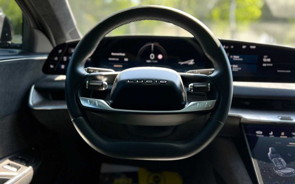 Lucid Air 2022 року
