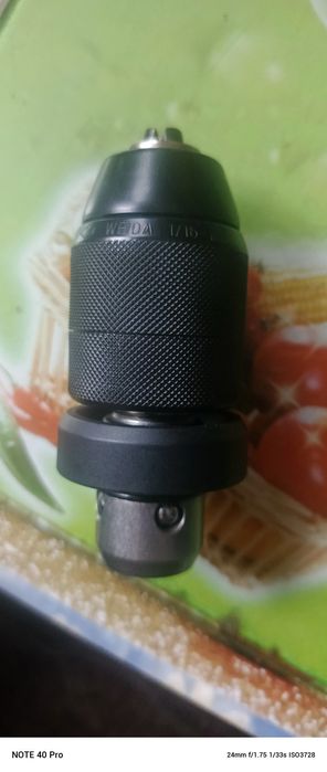 Uchwyt samozaciskowy