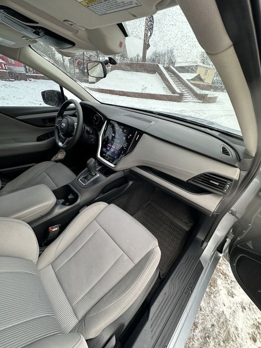 Продам Subaru Legacy 2020 2.5 91.000 км 4х4