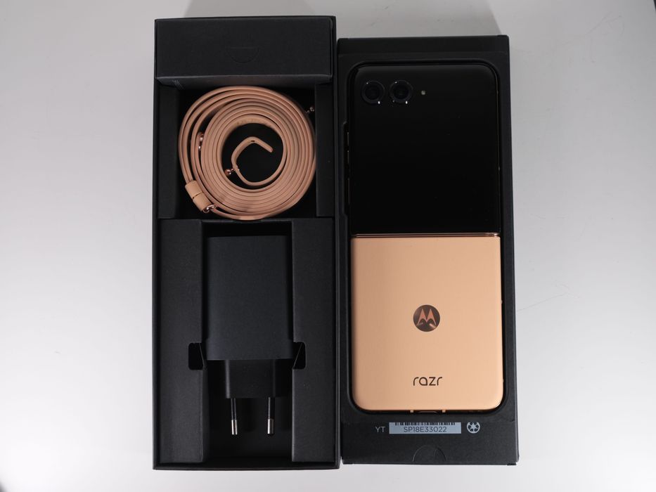 Motorola Razr 50 Ultra Premium protective cover edition/без передоплат