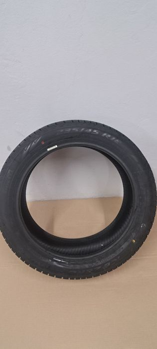 Pirelli Ice Zero 235/45/R18