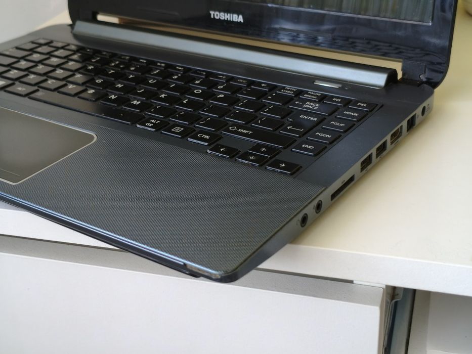 Toshiba Satellite U940-103 i5-3317U 4GB ram