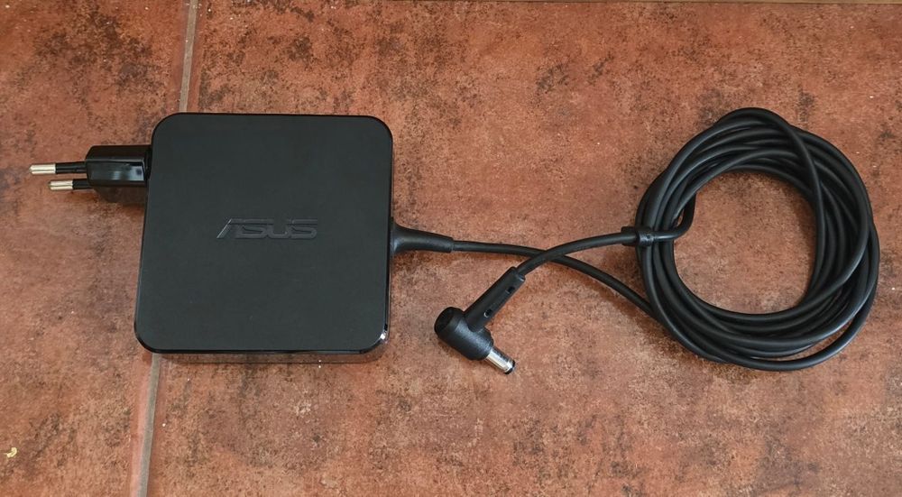 Portátil ASUS X550LD – Intel Core i3 – 4 GB RAM