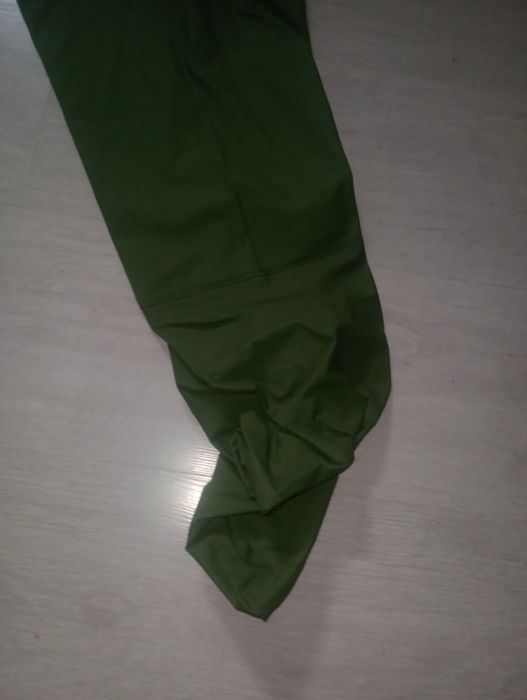 Nowe wodery wędkarskie spodnio-buty  L