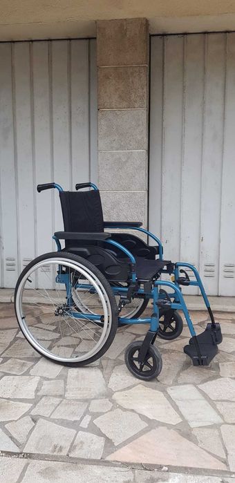 Cadeira de rodas USADA Invacare R1