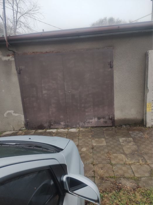Сдам гараж низ Петровского