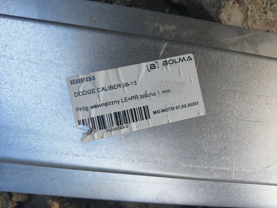 Progi + Nadkola Dodge caliber 06-13