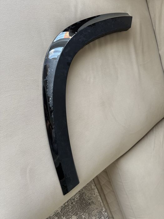 Розширювач арка правого переднього крила mercedes GLS ;GL166