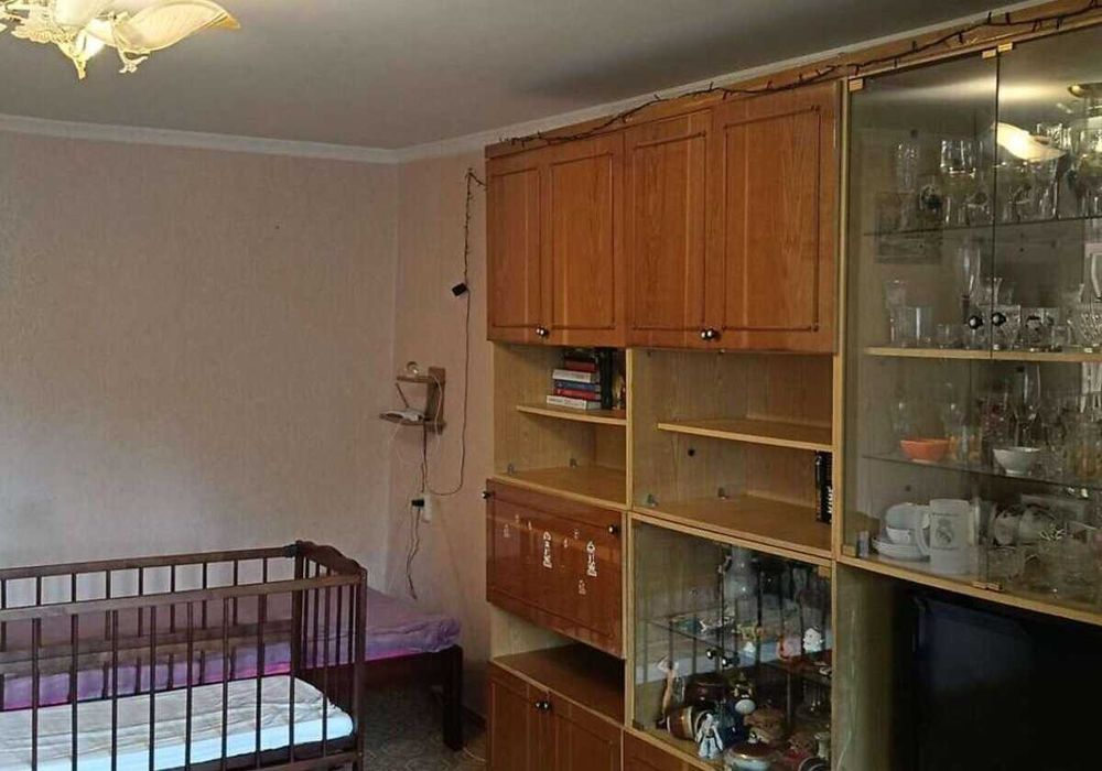 Продам 1-кімнатнку квартиру. Чешка.