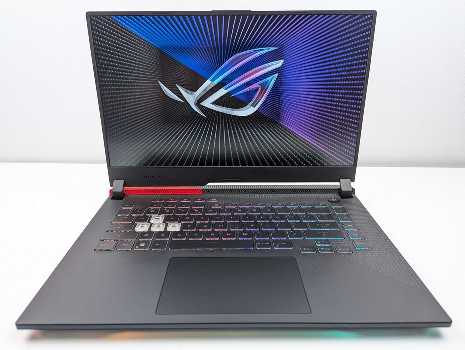 LAPTOP GAMINGOWY Asus ROG Strix RTX 3050 Ryzen 7 4800H 144hz