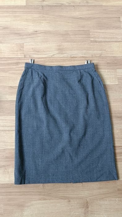 Garnitur damski zestaw garsonka spódnica ołówkowa marynarka wełna