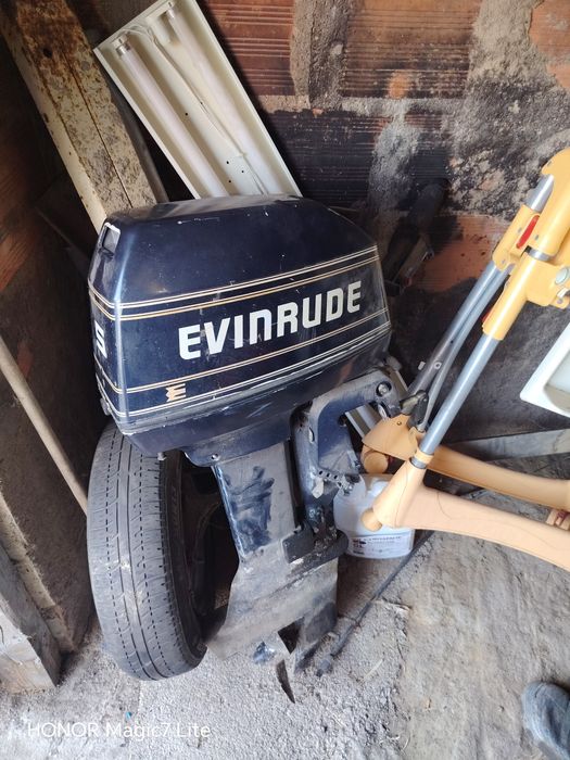 Motor de barco evinrude 5 hp