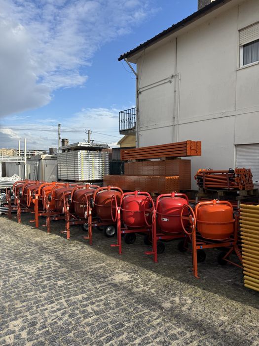 Régua vibratória a gasolina com motor honda nova