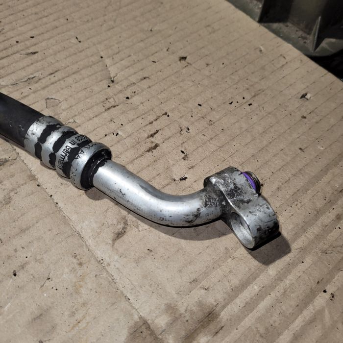 Przewód wąż klimatyzacji audi a3 8l lift vw seat skoda 1.6SR 2002r BFQ