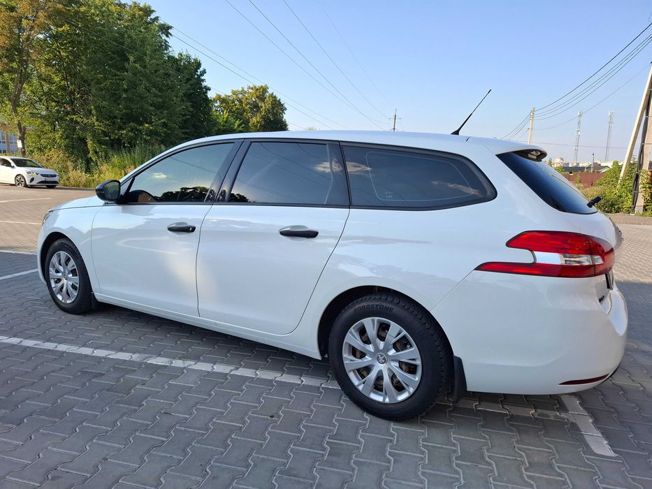 Продам Peugeot 308 SW 1,6D 2017р.