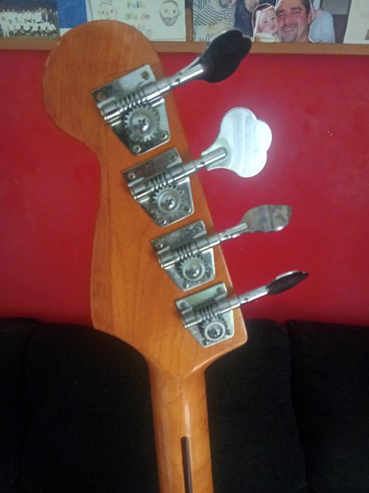 Baixo SX Precision bass