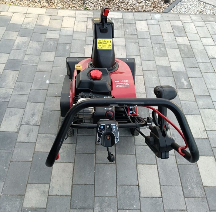 Odśnieżarka Canadiana silnik spalinowy rozruch elektryczny.Polecam