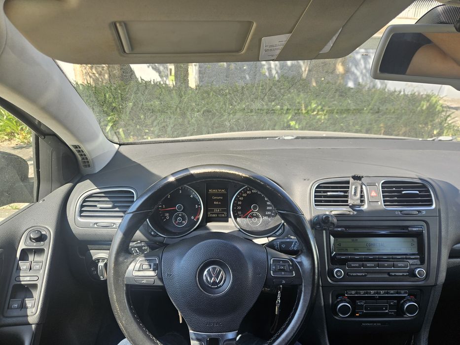 VW Golf VI 2.0 TDI Confortline