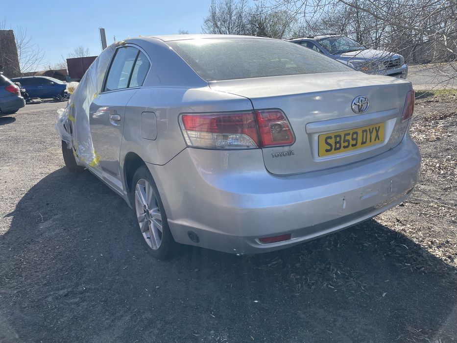 Разборка тойота авенсис т27