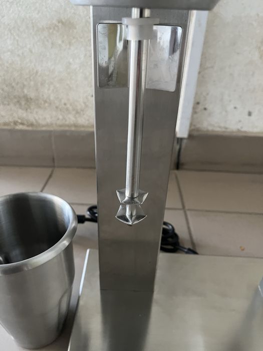 Міксер для молочних коктейлів професійний Frosty