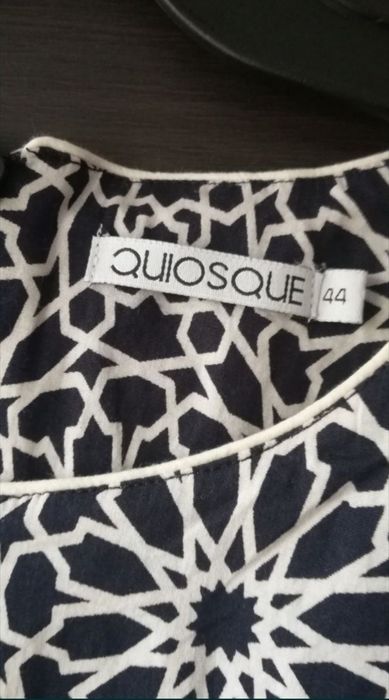 Sukienka w kwiaty, rozmiar 44-Quiosque.