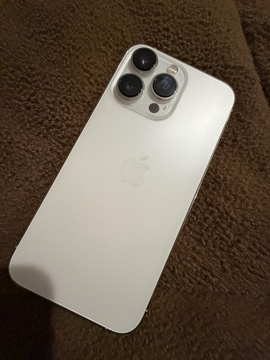 Продам iPhone 13 Pro на 1 ТБ памяті