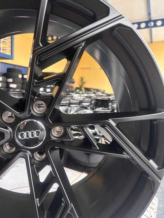 Felgi aluminiowe Audi 20 cali czarne Bg