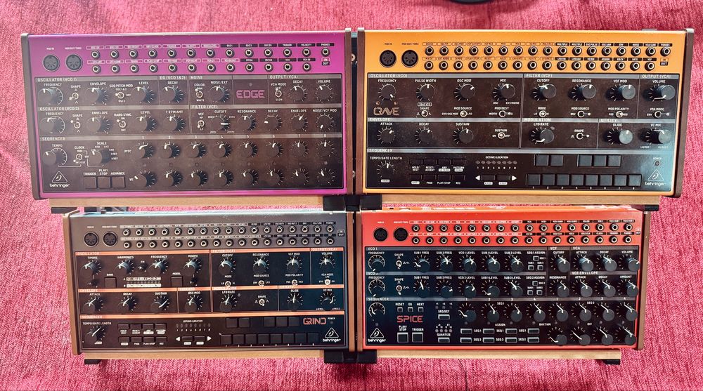 Bundle Behringer SPICE + GRIND + CRAVE + EDGE + Stand 4-em-1