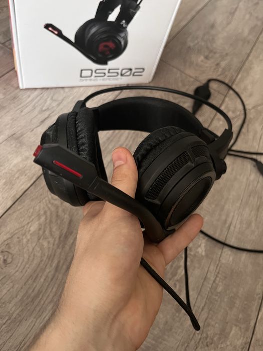 Słuchawki MSI DS502 nauszne gamingowe dla graczy
