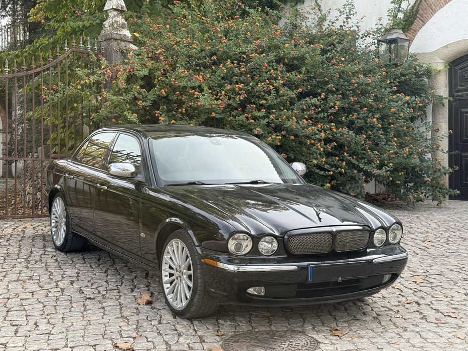 Jaguar XJ Sovereign 2.7 V6 Auto — photo 2