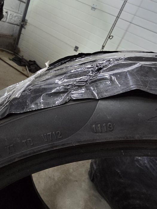 шини Pirelli PZero R22  315/30 -2шт