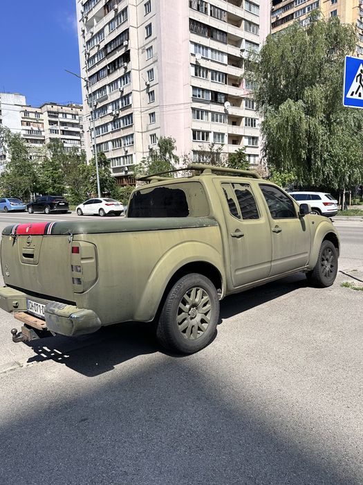 Nissan Navara 2012 для військових 3.0 дизель , автомат. Київ