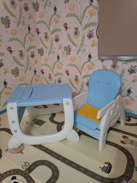 Продам детский столик для кормления