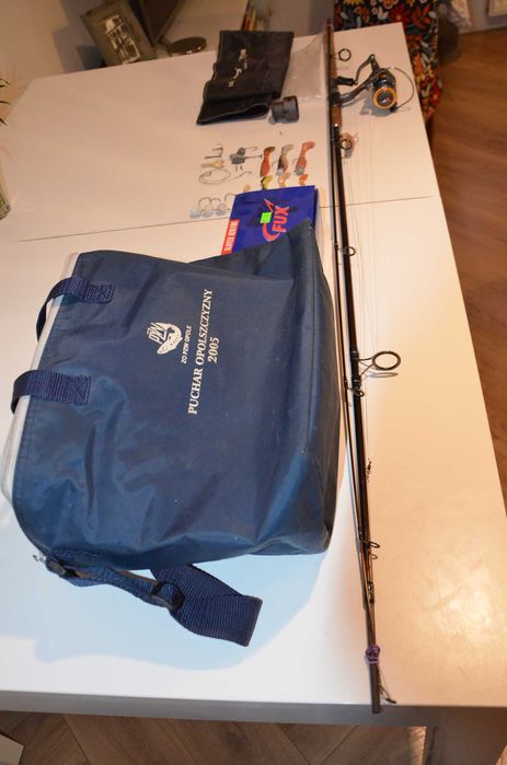 Wędka Spiningowa z Kołowrotkiem i Akcesoriami!!