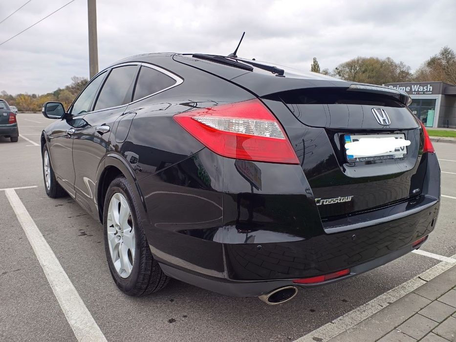Продам Honda Crosstour 2011