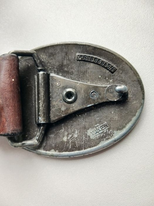 DACK DANIEL'S. Ремінь шкіряний з металевою номерною пряжкою, 105 см. Б/у