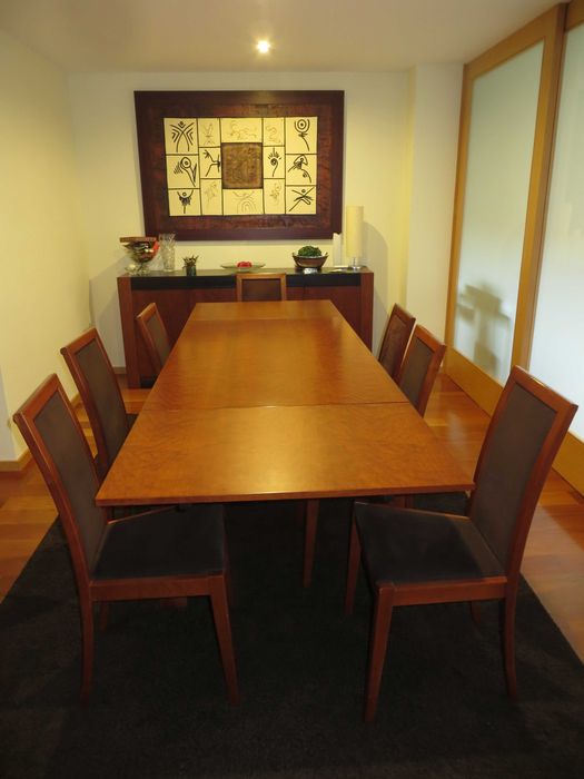 Mesa de jantar para 12 pessoas