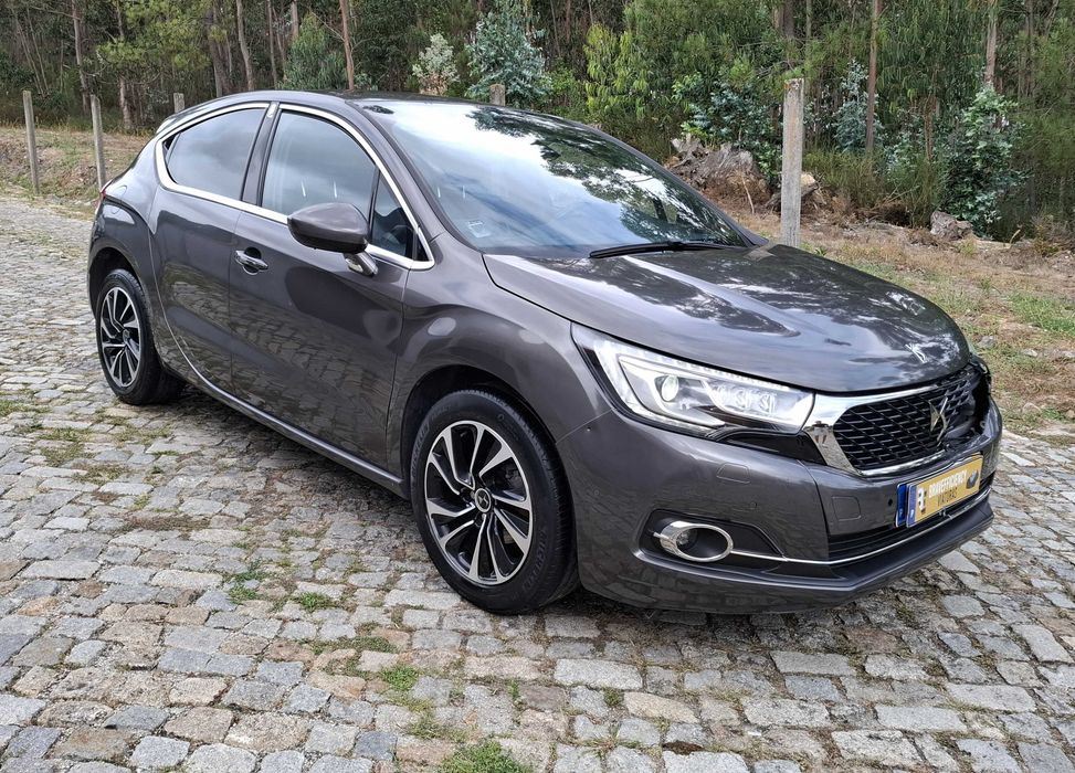 DS DS4 1.6 BlueHDi So Chic Apenas 144 Mil Kms Nacional de 2018
