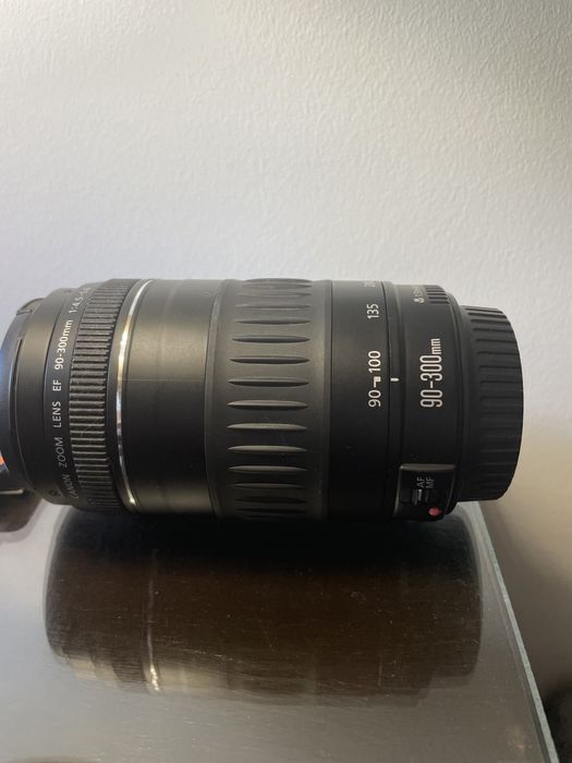 Objetiva Canon EF 90-300mm