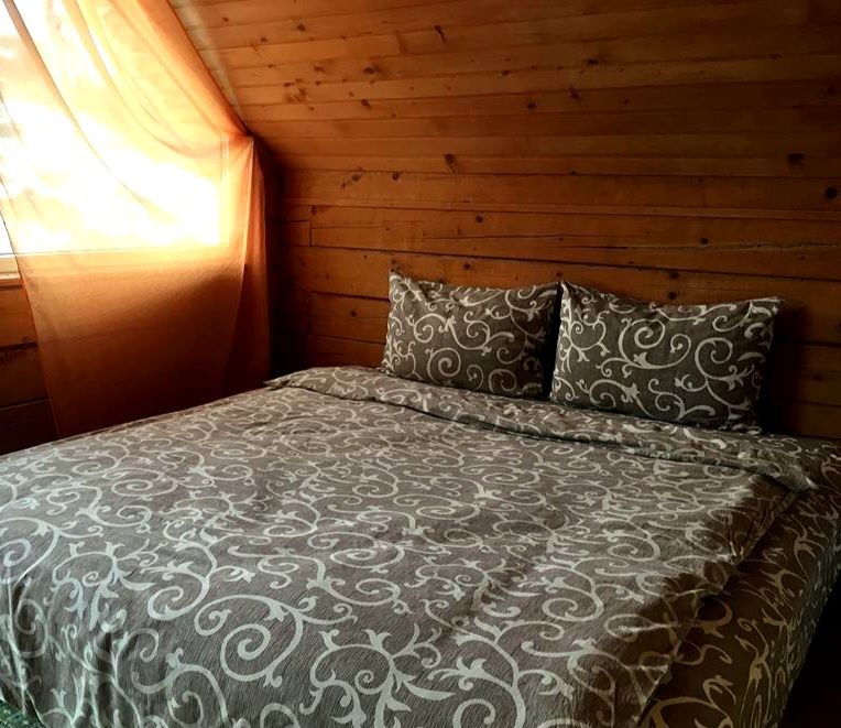 СВІТЛО Є!Будинок подобово, сауна, чан, басейн підігрівом, відпочинок Л