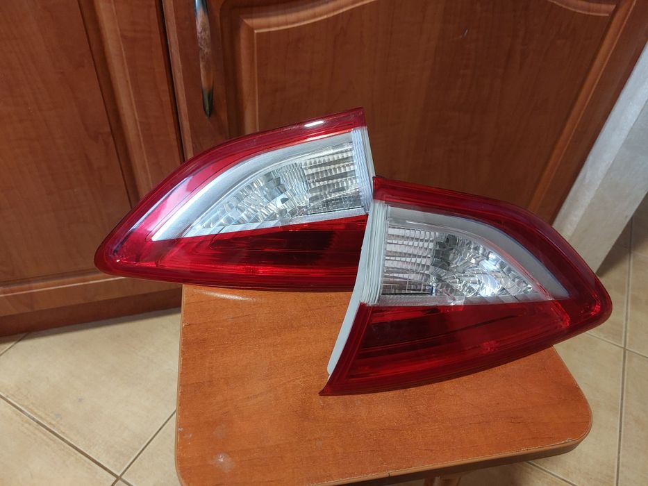 Ford Kuga mk2 Lampy tylne klapy bagażnika