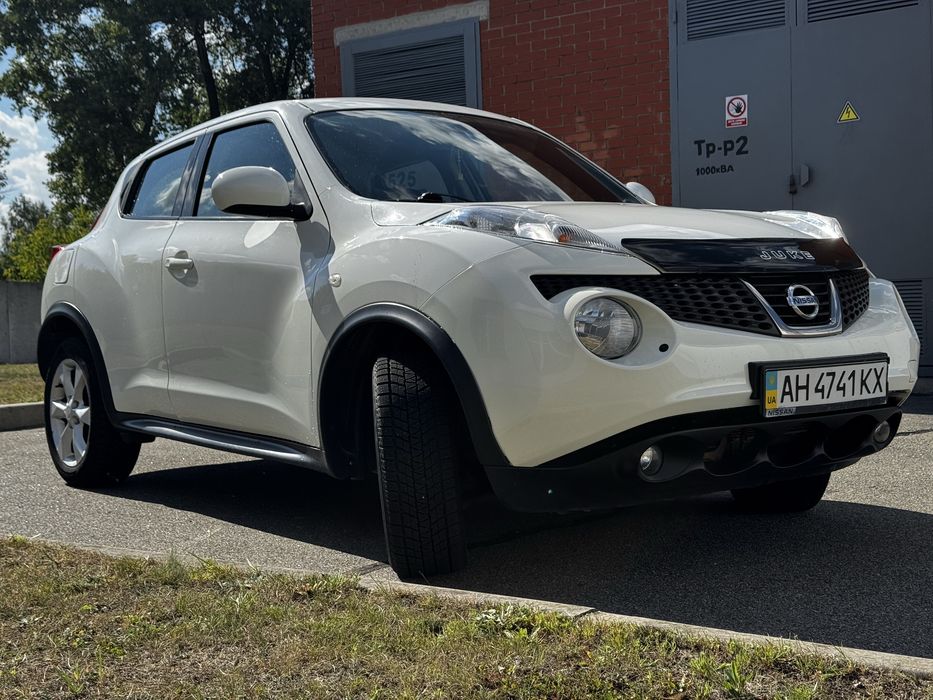 Nissan Juke (офіційний), куплений в автосалоні, один власник.