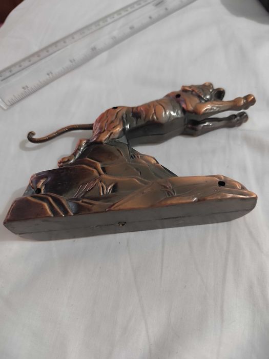 Isqueiro de metal com tigre de Bengala 17 centímetros